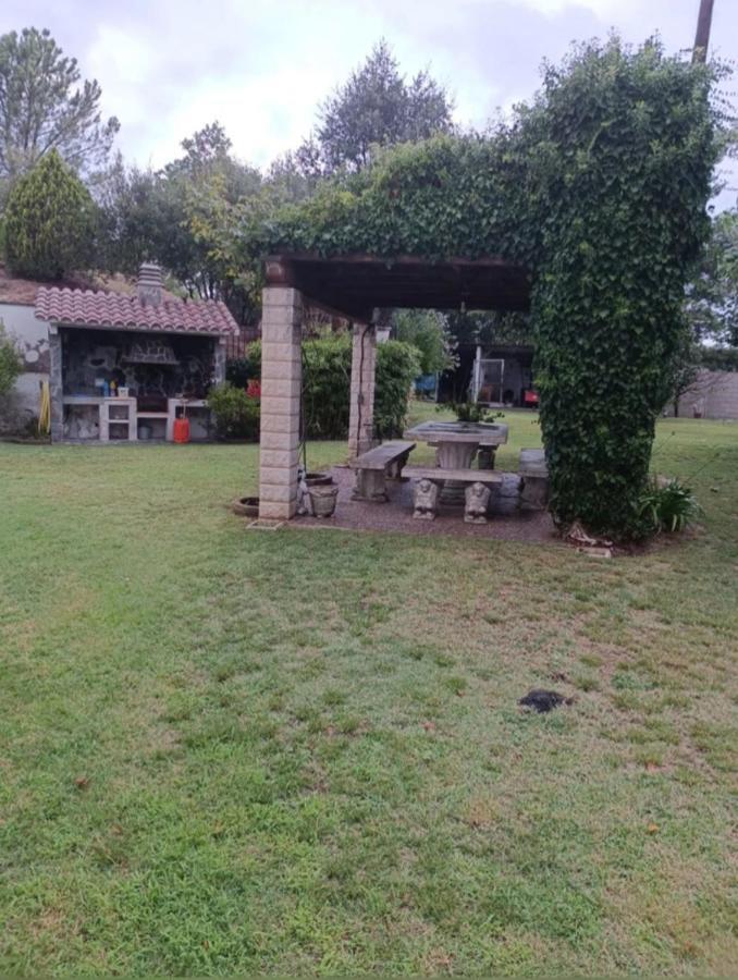 Cal Espardanyer Girona Luaran gambar
